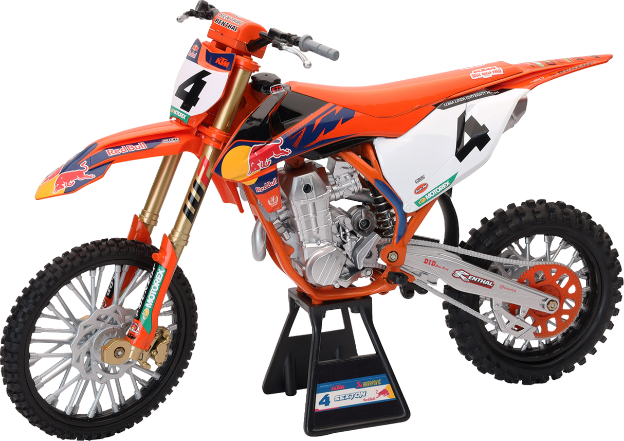 NEW RAY TOYS Red Bull KTM 450 SX-F - Chase Sexton #4 - 1:6 Scale 49743