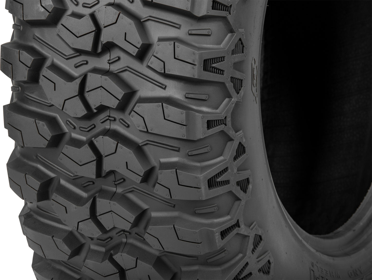 Tire Trail Saw 30x10r15 Radial 8pr Lr 660lbs