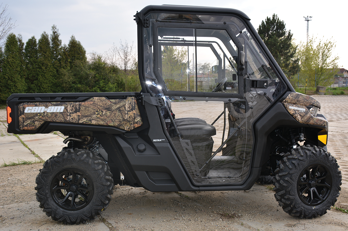 MOOSE OFFROAD Complete Cab Enclosure - Can-Am - Defender '16-'21 5610