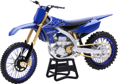 NEW RAY TOYS Yamaha YZ450F Dirt Bike - 1:12 Scale - Blue/Gold/Black 58313