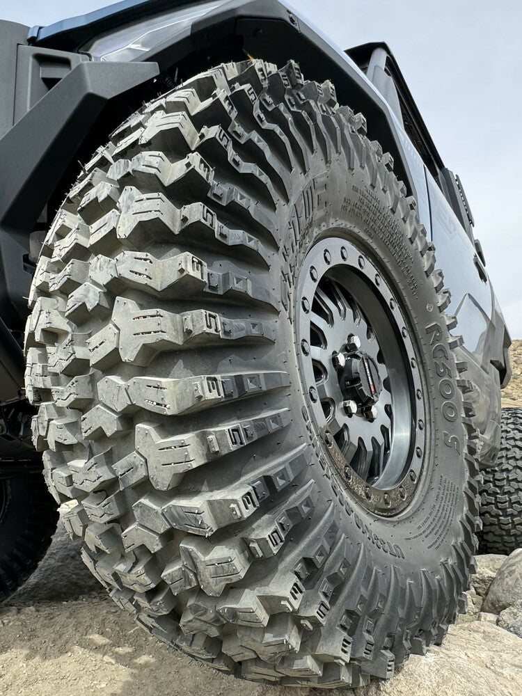 SYSTEM 3 TIRE ROCK CRAWLER RC500 35X10R15