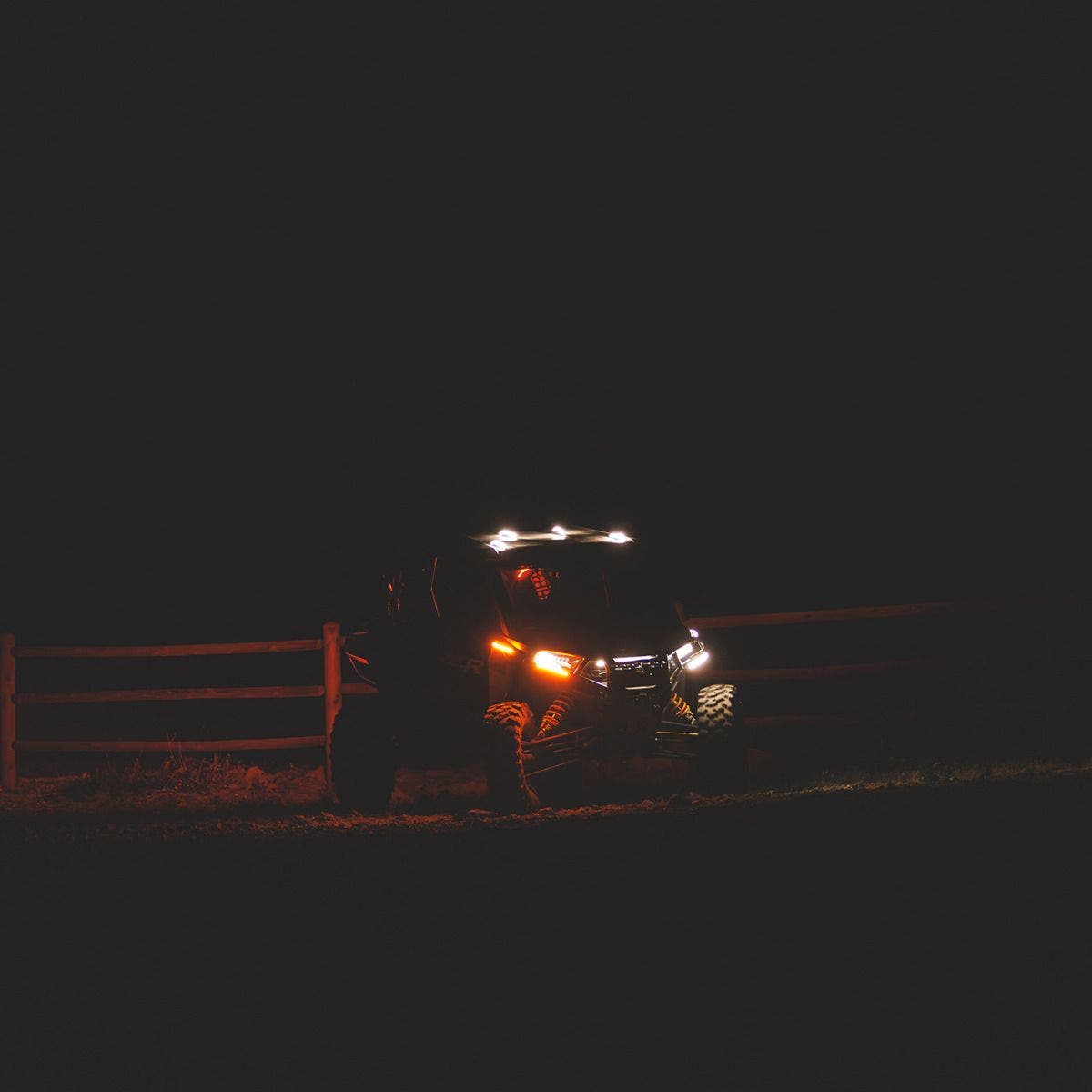 Polaris RZR XP 2024+  Plug & Play Auto-Cancel UTV Turn Signal Kit with White Running Lights-Ravek